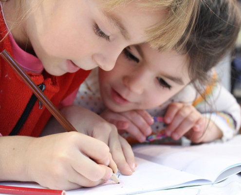 What age should children go to school in Panama?