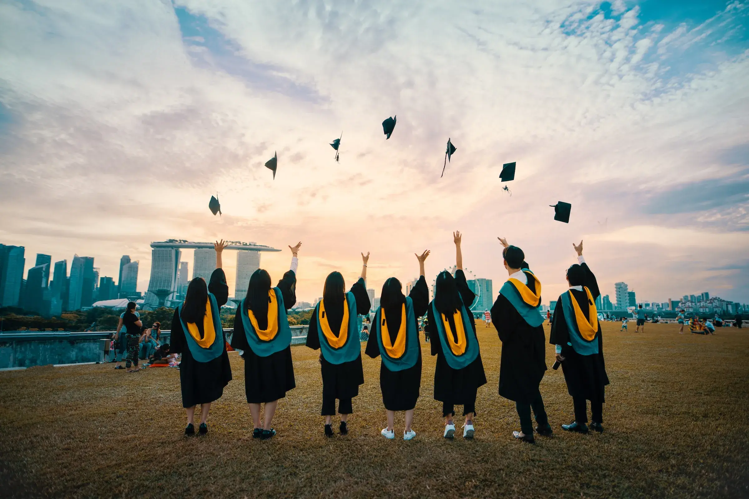 ¿Cómo hacer para que mi hijo estudie en una universidad de Estados Unidos?