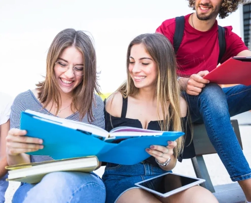 por qué seguir estudiando en la universidad en Panamá